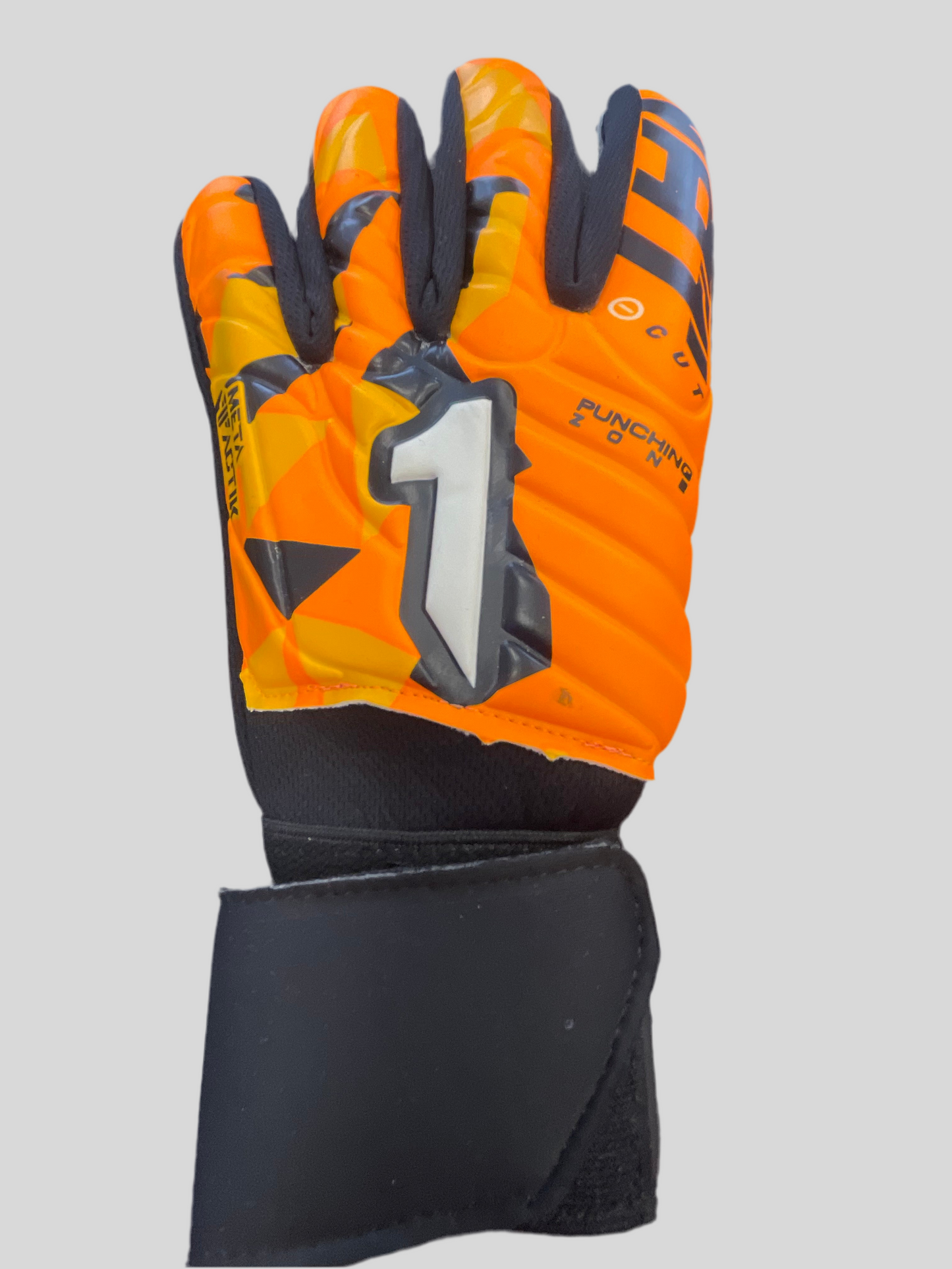 Rinat Meta GK Spine